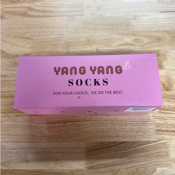 YANGYANG Wool Socks for Women, 5 Pairs Winter Warm Thick Crew Knit Socks - Picture 1 of 4